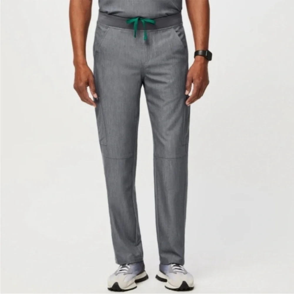 Figs men's Axim straight leg graphite cargo scrub pants sz Large L Scrubs